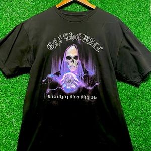 VANS “ Electrifying Sine 1966” tee 🔥